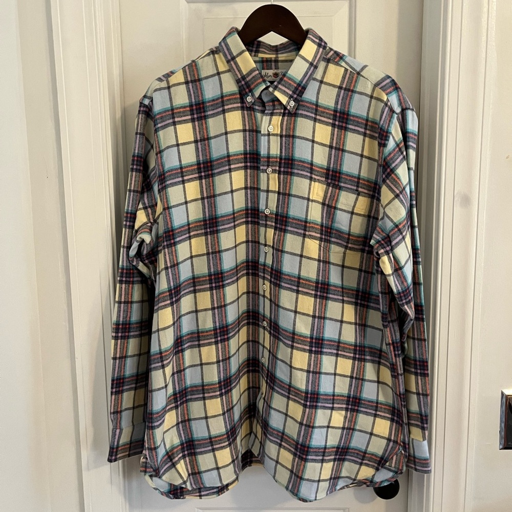 Alan Paine Plaid‎ Button Down Flannel